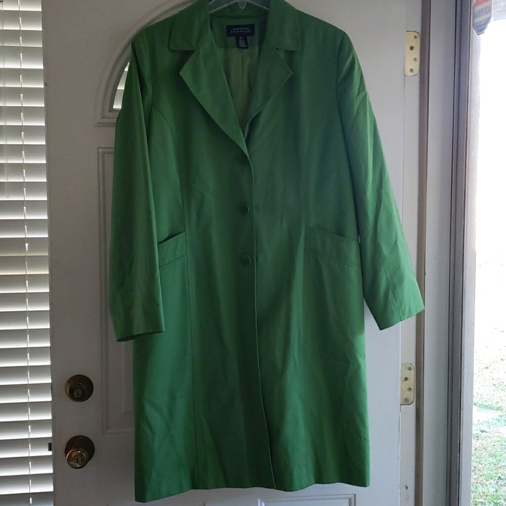 Women's lined Jones New York trench coat